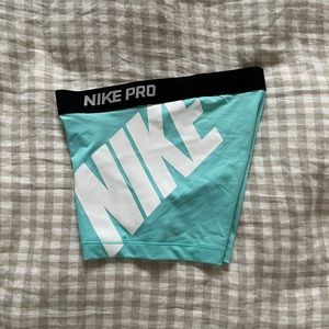 NIKE Pro Dry Fit Teal/Blue Running shorts M